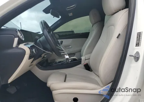 2021 Mercedes-Benz A 220 z USA, uszkodzony, nr VIN W1K3G4EBXMJ284060